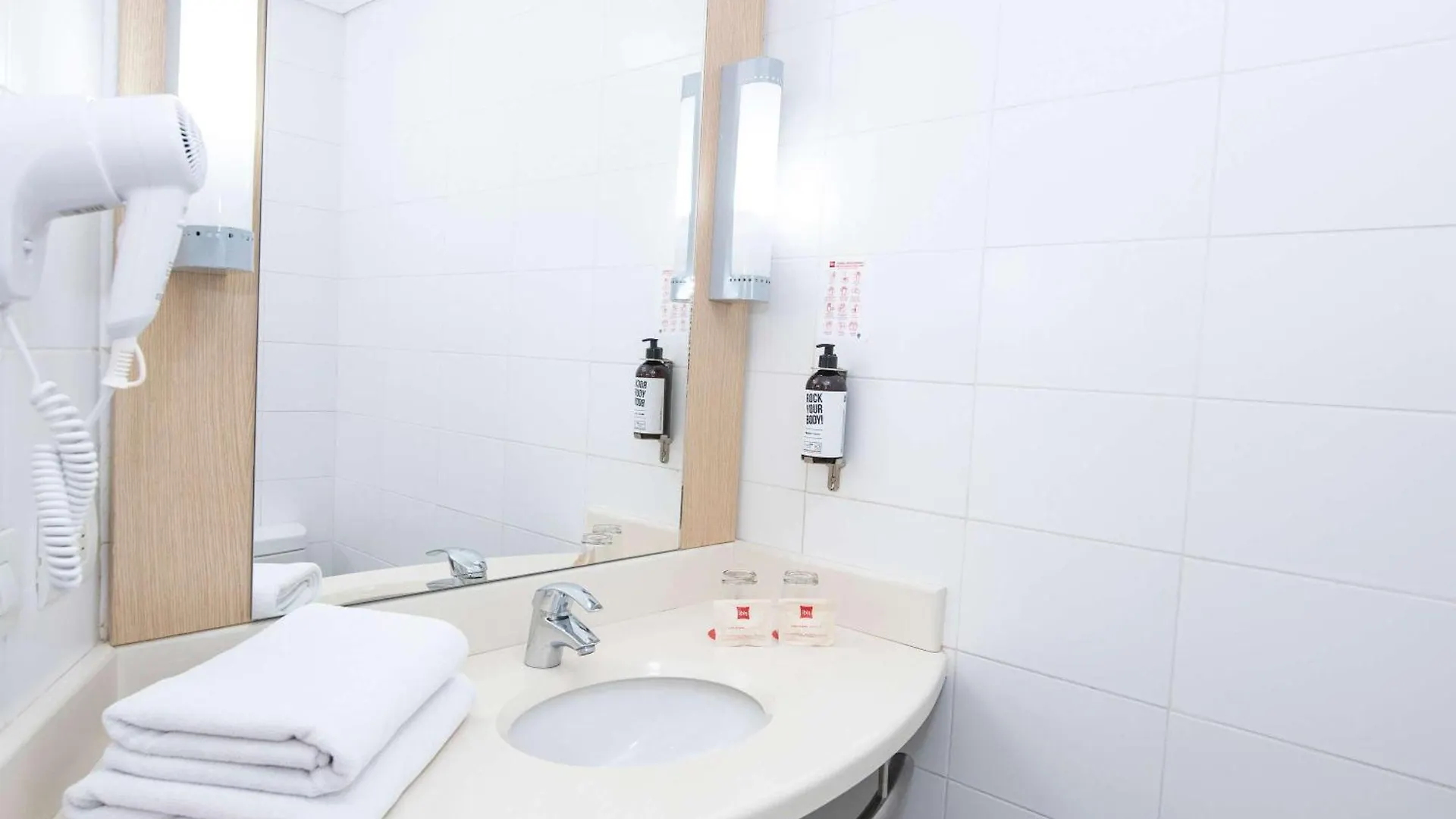 Hotel ibis Medellín Colombia