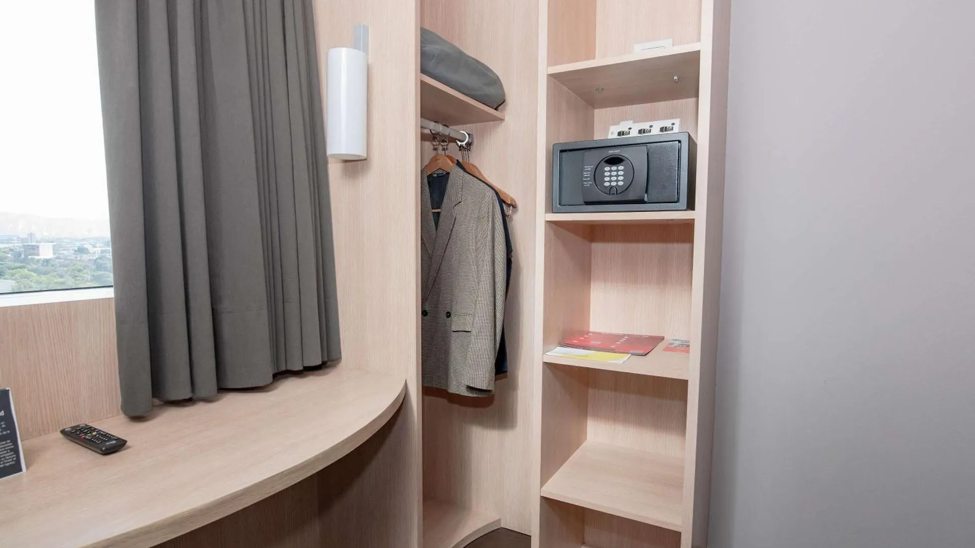 Hotel ibis Medellín Colombia