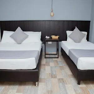 Palmas Del Estadio Hotel