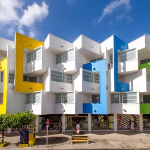 Turisticos In Di Morgan's Canon , San Andrés Colombia