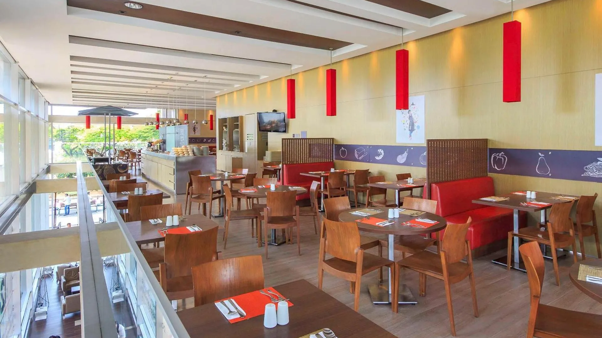 Ibis Medellin Hotel