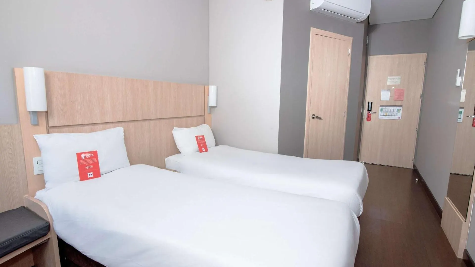 Ibis Medellin Hotel 3*,