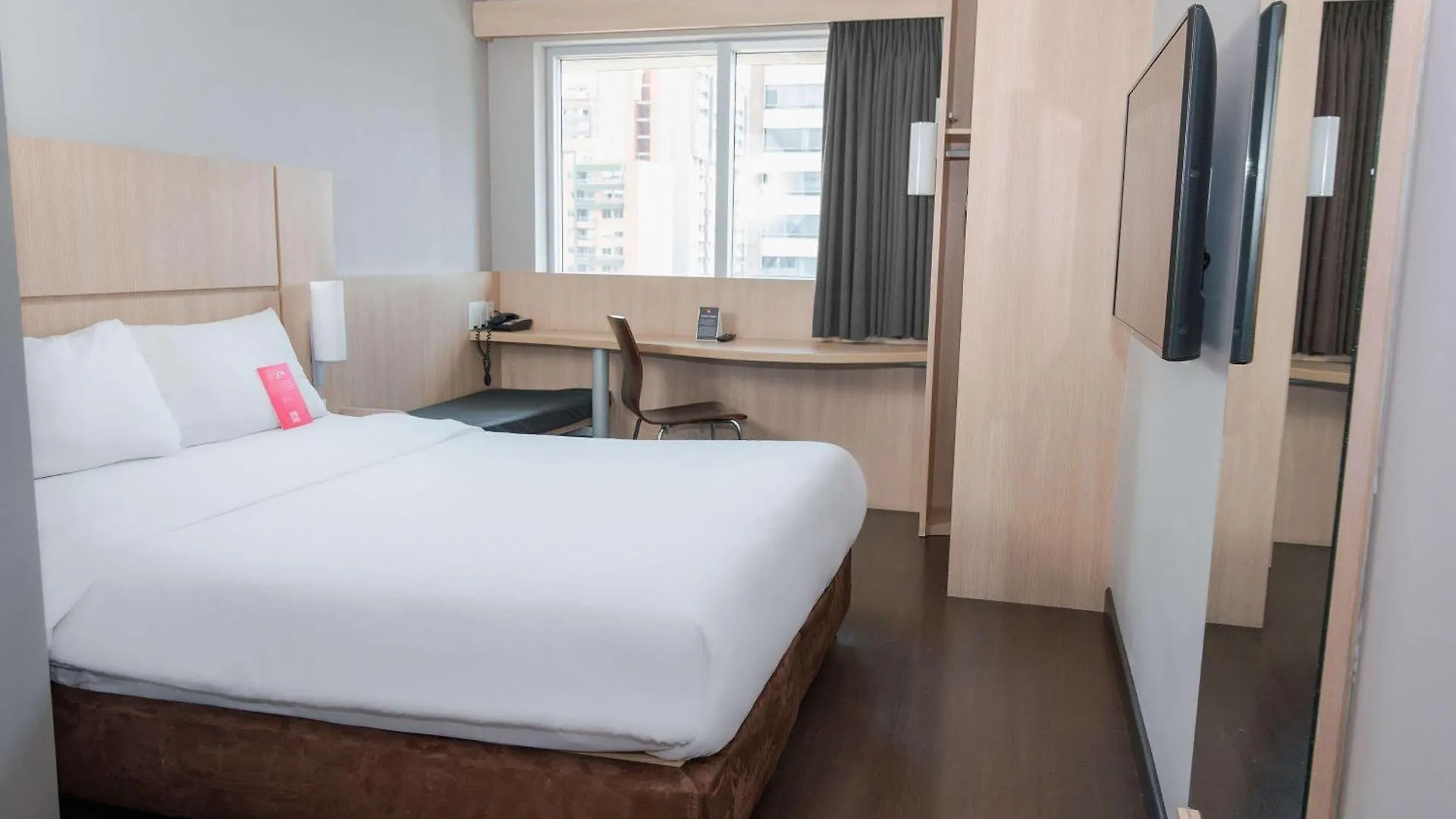 Ibis Medellin Hotel