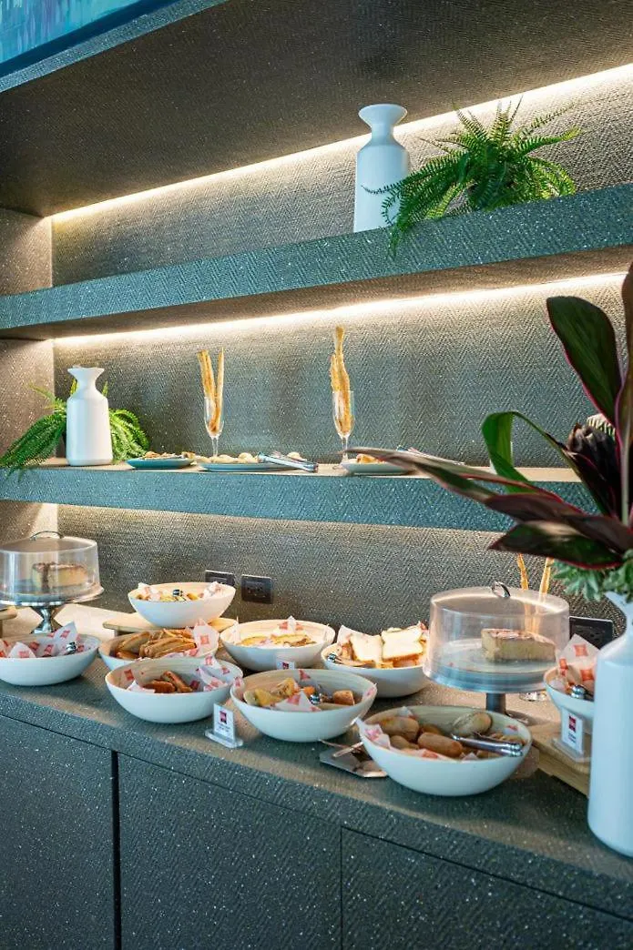 Ibis Medellin Hotel